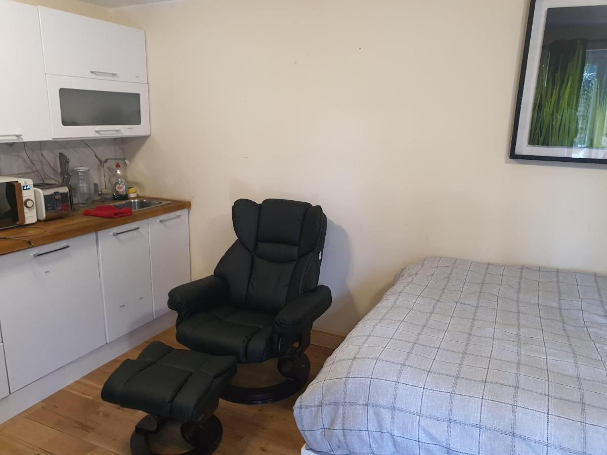 Umbrella Properties Private Apartment Birmingham Bagian luar foto